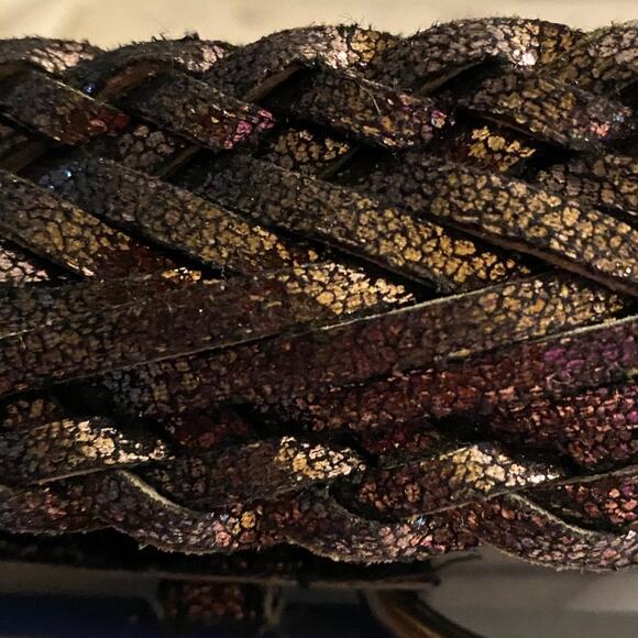 Glittery Belt Sz 11 43 inches long just under 2inches wide plain circle closure - Picture 1 of 6